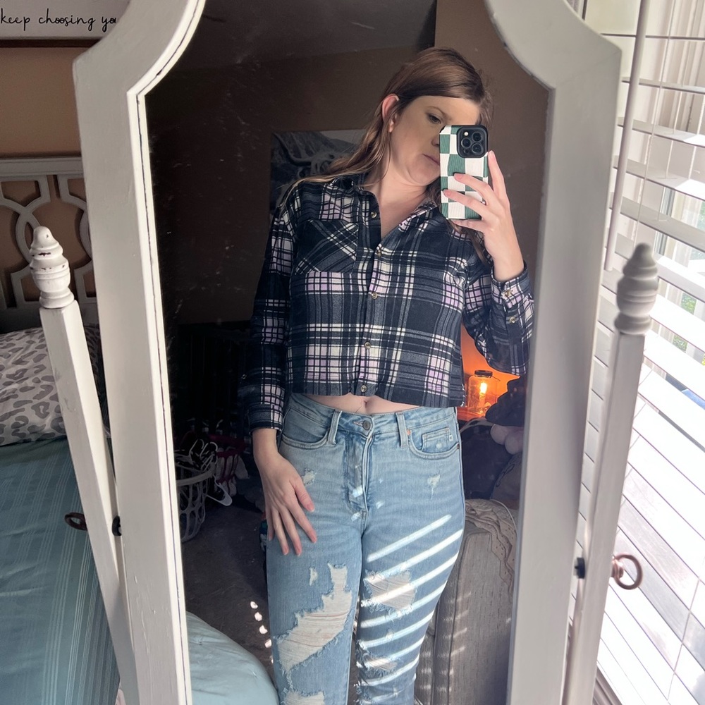 Cropped flannel - Picture 2 of 4